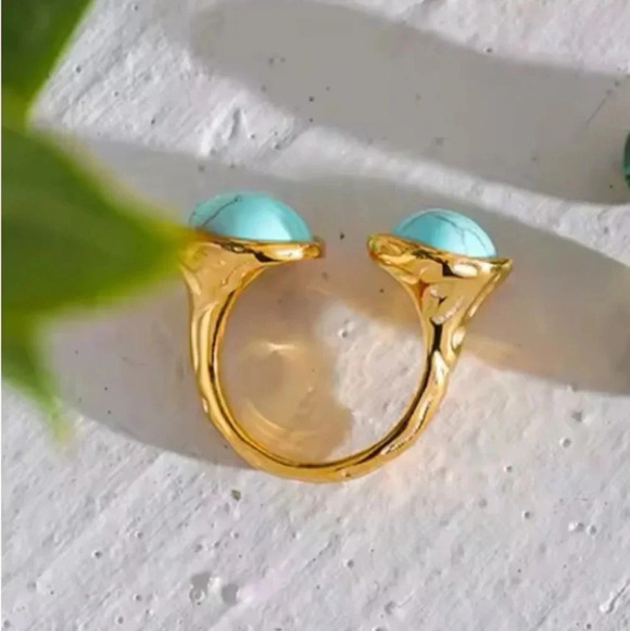 Turquoise Minimalist 18K Gold-Plated Stainless Steel Waterproof Duo Ring - Picture 5 of 6